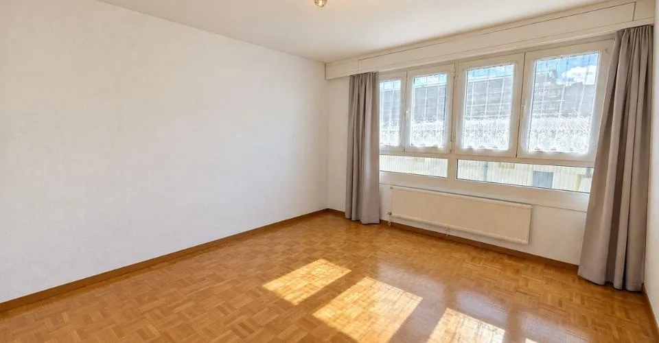 3.5 Zimmer Wohnung in La Chaux-de-Fonds – Foto 3 von 6