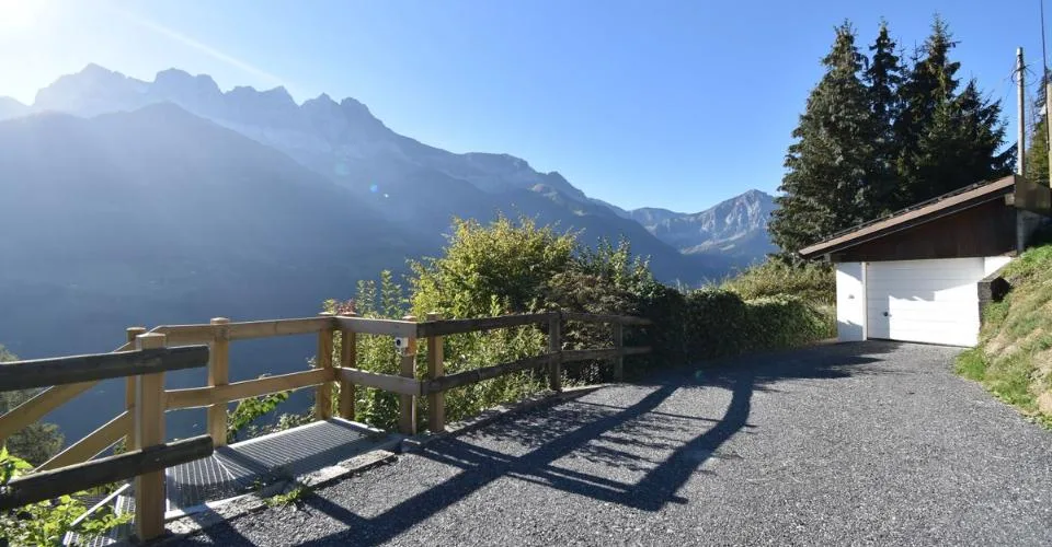 Chalet familial avec vue sur les Dents-du-Midi Résidence secondaire autorisée - Vente aux étrangers possible – Foto 3 von 13