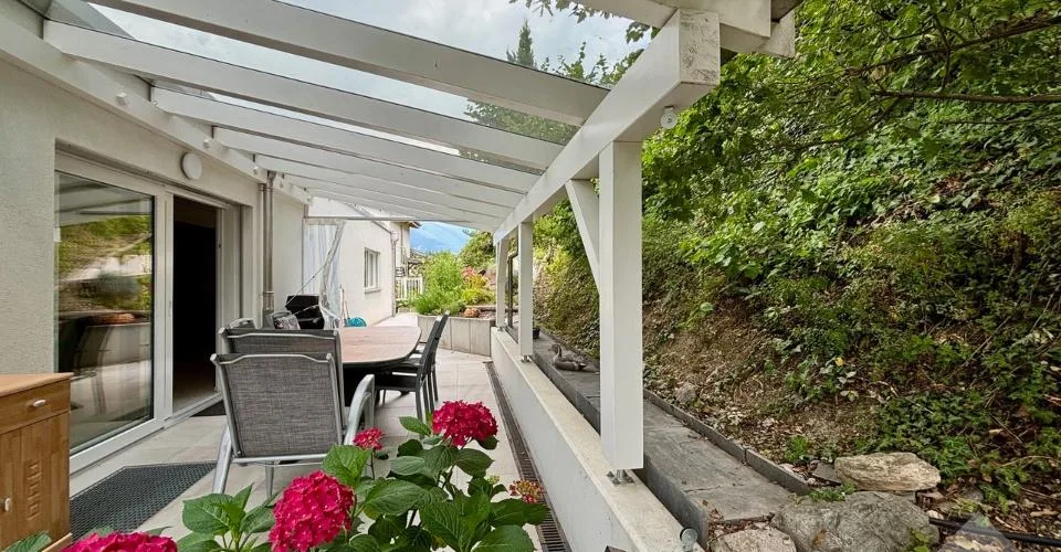 Villa contemporaine composées de 2 spacieux appartements – photo 2 sur 2