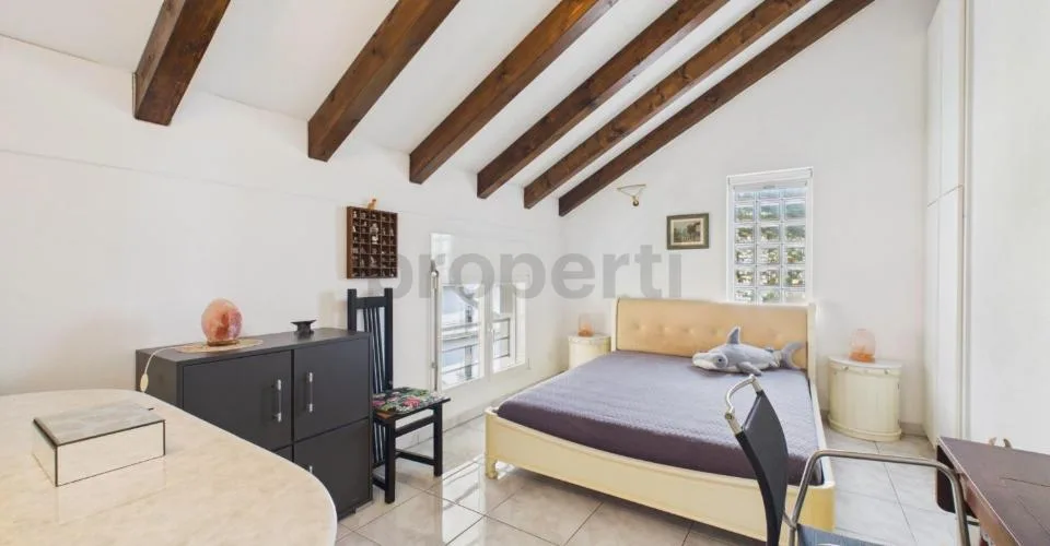 Prestigeträchtige 5,5-Zimmer-Penthouse mit spektakulärem Seeblick – Foto 18 von 24