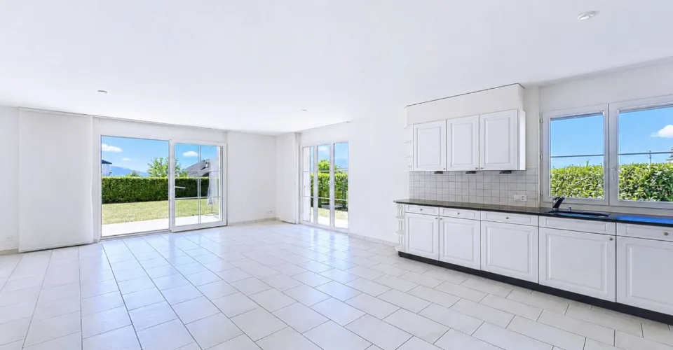 Ampio appartamento di 5,5 locali con terrazza e grande giardino – foto 17 di 26