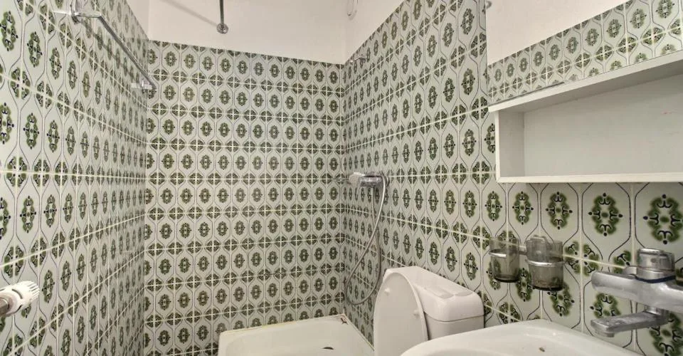 Geräumige Familienwohnung mit großem Potenzial – Foto 11 von 13