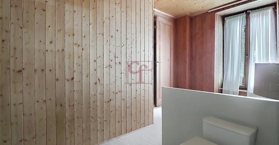Immeuble de rendement idéalement situé en plein centre du village – Foto 4 von 7