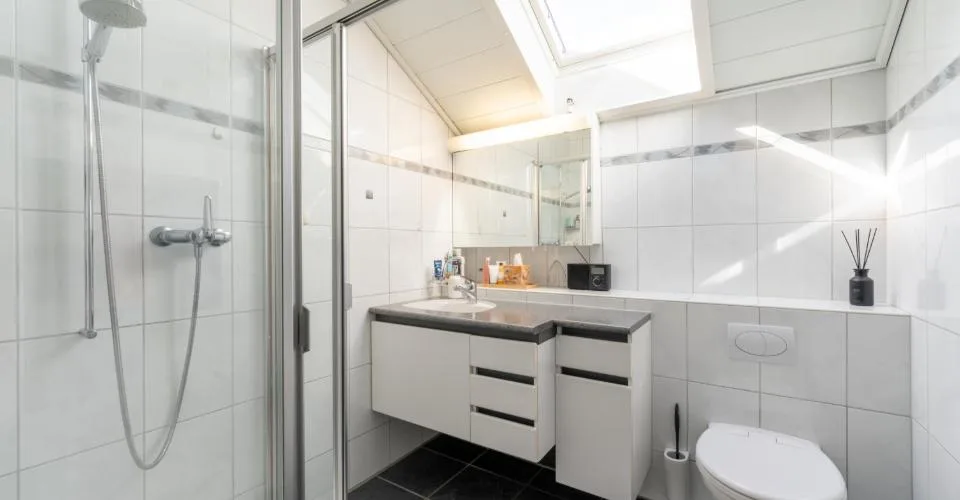 9 Zimmer Einfamilienhaus in Feldbrunnen – Foto 7 von 16