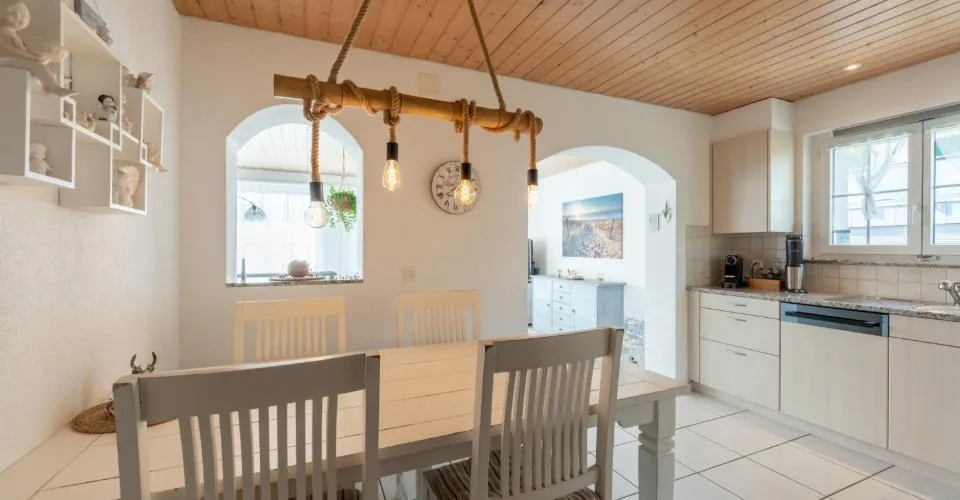 9 Zimmer Einfamilienhaus in Feldbrunnen – Foto 3 von 16