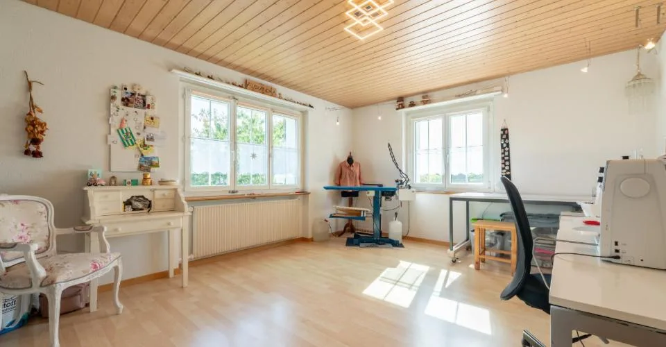 9 Zimmer Einfamilienhaus in Feldbrunnen – Foto 4 von 16