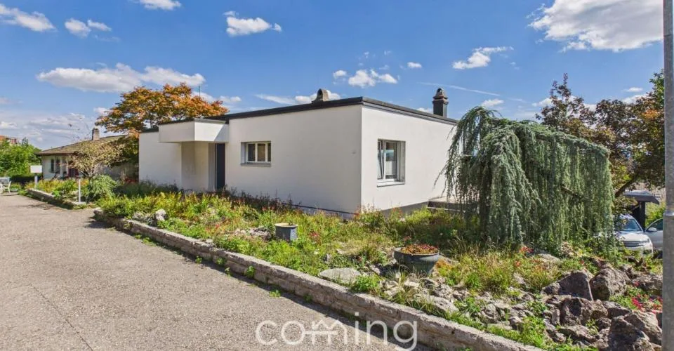 Modernisiertes 7.5-Zimmer-Einfamilienhaus mit Weitblick in Lohn-Ammannsegg – Foto 2 von 13