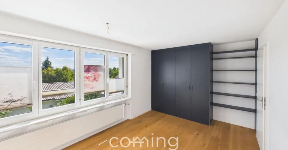Modernisiertes 7.5-Zimmer-Einfamilienhaus mit Weitblick in Lohn-Ammannsegg – Foto 4 von 13