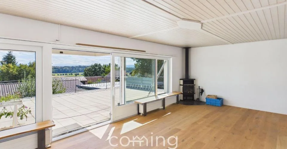 Modernisiertes 7.5-Zimmer-Einfamilienhaus mit Weitblick in Lohn-Ammannsegg – Foto 3 von 13