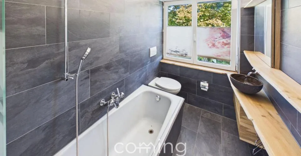 Modernisiertes 7.5-Zimmer-Einfamilienhaus mit Weitblick in Lohn-Ammannsegg – Foto 10 von 13