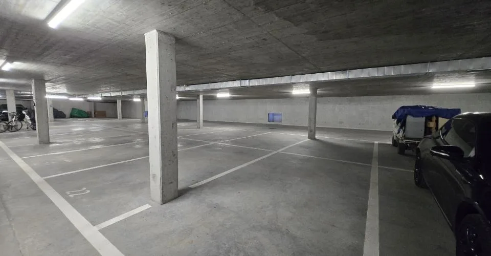 Places de parc intérieures à vendre - URBANA à Conthey – Foto 5 von 5