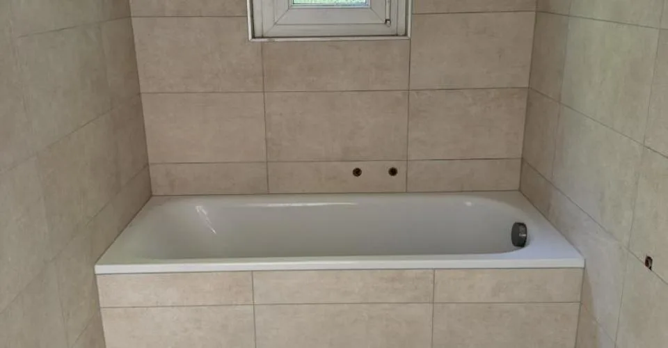 Moutier - appartement 3.5 pces entièrement rénové à louer – Foto 3 von 7