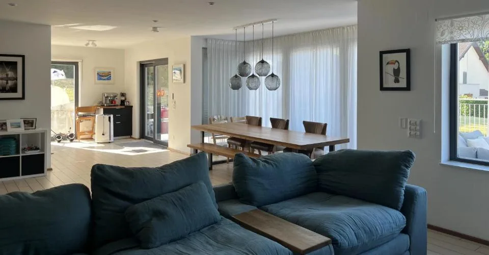 Villa individuelle d'exception avec jardin privatif à Prangins – Foto 4 von 6