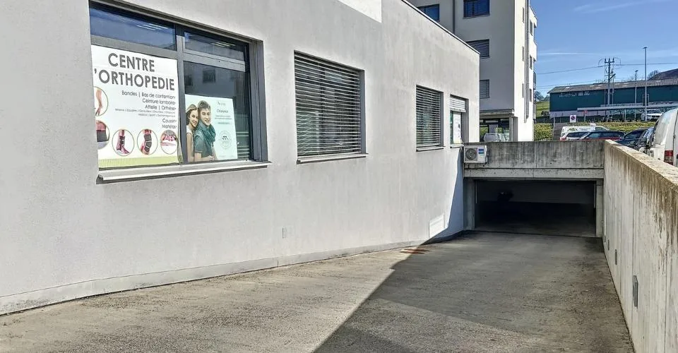 BELFAUX - Place de parc voiture intérieure – Foto 4 von 5