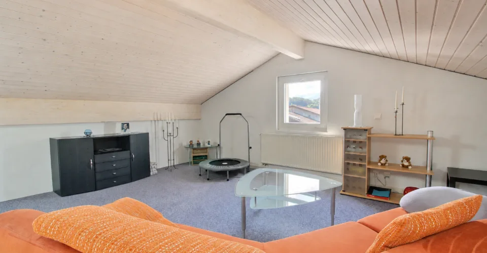 Wunderschöne Doppelhaushälfte, über 180 m2 Wohnfläche – Foto 12 von 13