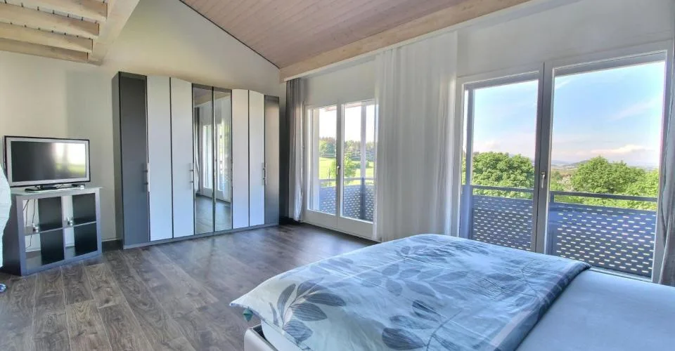 Wunderschöne Doppelhaushälfte, über 180 m2 Wohnfläche – Foto 9 von 13