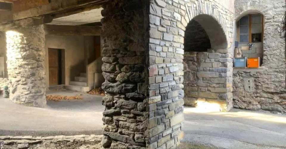 Dorfhaus mit 5,5 Zimmern in Chamoson – Foto 18 von 27