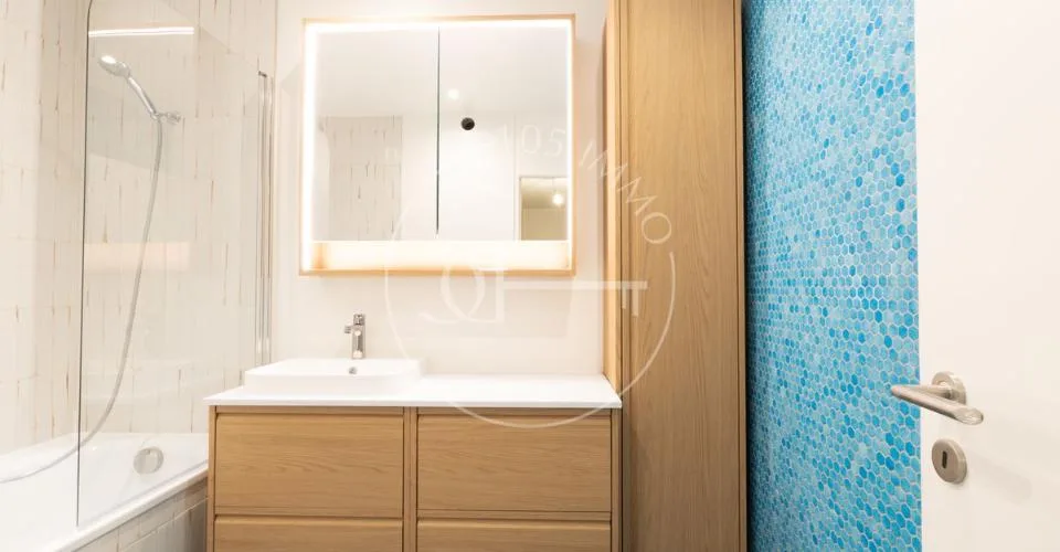 Exklusiv: Renovierte Wohnung in privilegierter Umgebung – Foto 9 von 11