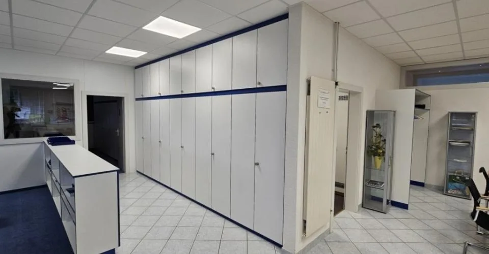 380 m2 répartis en 4 locaux commerciaux – Foto 5 von 7