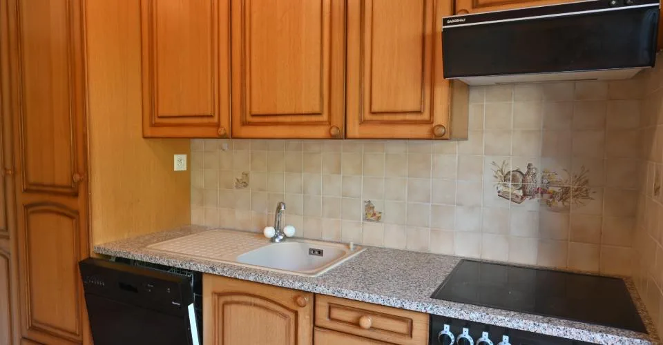 Appartement de 3 pièces d’environ 71 m2 ,vendu non meublé, avec deux balcons totalisant environ 15 m2 – photo 5 of 19