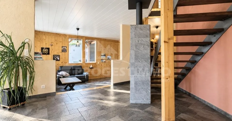 MAISON INDIVIDUELLE DE 5,5 PIÈCES AU CŒUR DES ALPES – Foto 4 von 11
