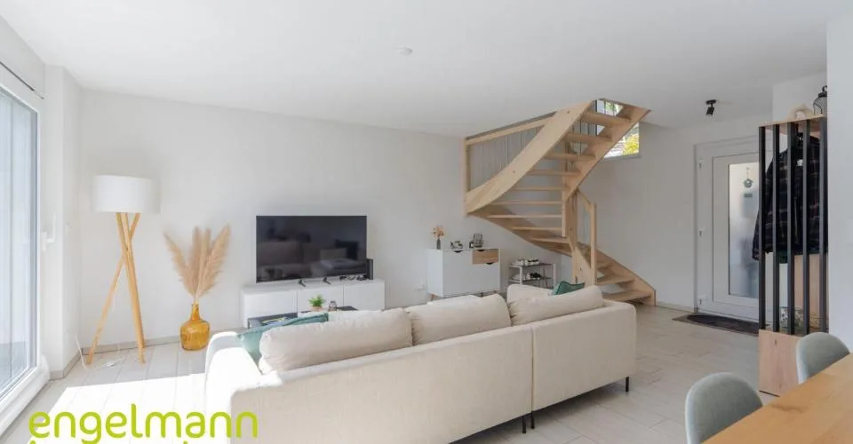 Propriété avec 3 maisons en rangée – Foto 6 von 12