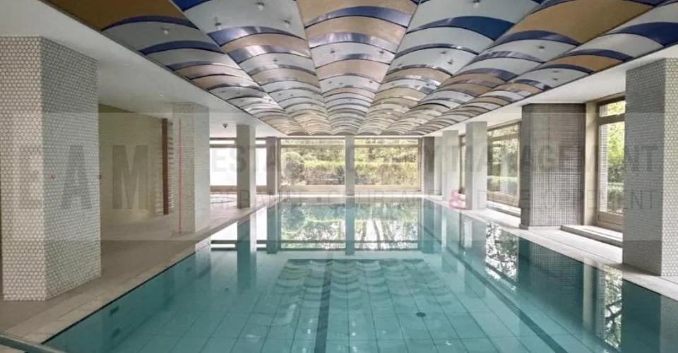 Cologny Parc : Objet rare dans résidence de standing avec piscine – photo 10 sur 10