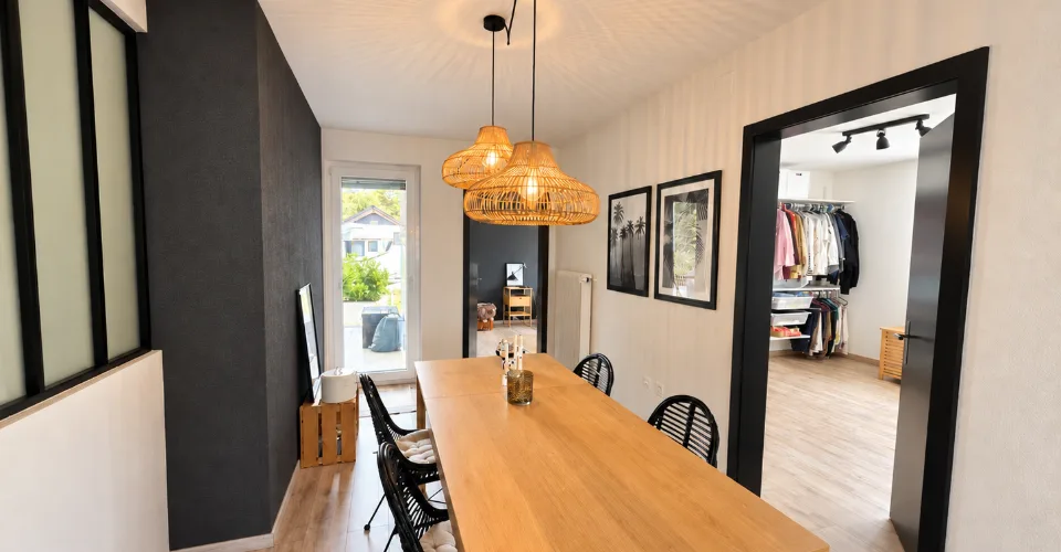 Una proprietà unica, esposta a sud, con vista panoramica a Villars-sur-Fontenais – foto 3 di 13