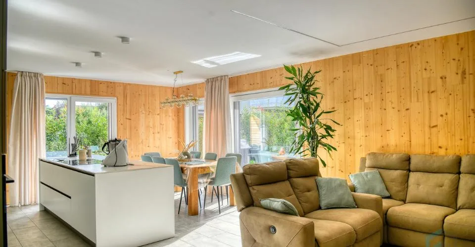 Villa indipendente esclusiva di 5 ½ locali con giardino ad Aproz – foto 2 di 13