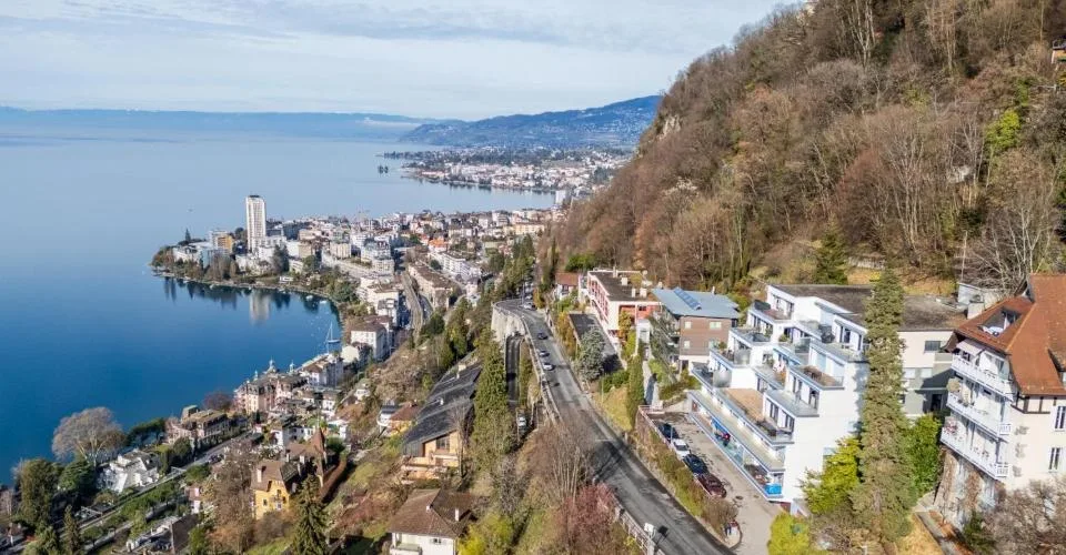 Avec vue spectaculaire à 180° sur le Léman – Foto 9 von 11
