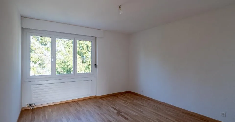 Logement de 3.5 pièces au 1er étage avec balcon – Foto 5 von 7