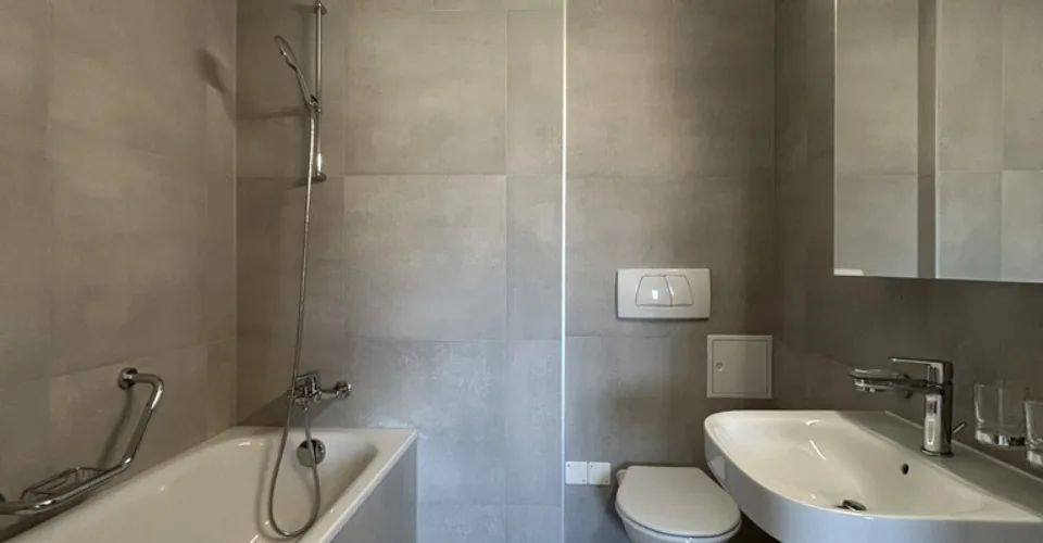 Joli appartement de 2 pièces rénové – Foto 4 von 4