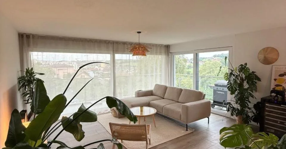 Bel appartement de 2.5 pièces d'environ 58m2 – Foto 2 von 6