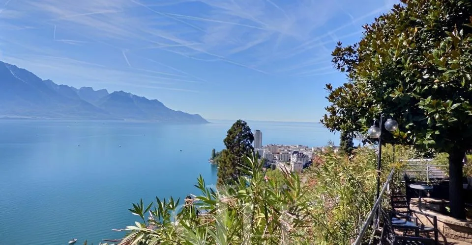 Opportunité exclusive à Montreux : Immeuble à valoriser avec vue – Foto 2 von 13