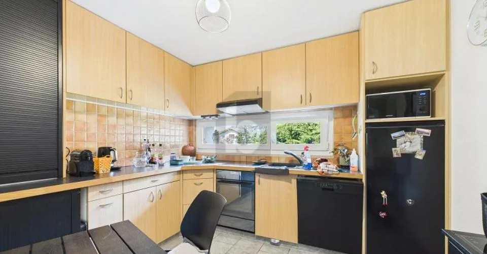 MAISON AVEC UN APPARTEMENT INDÉPENDANT – Foto 3 von 6