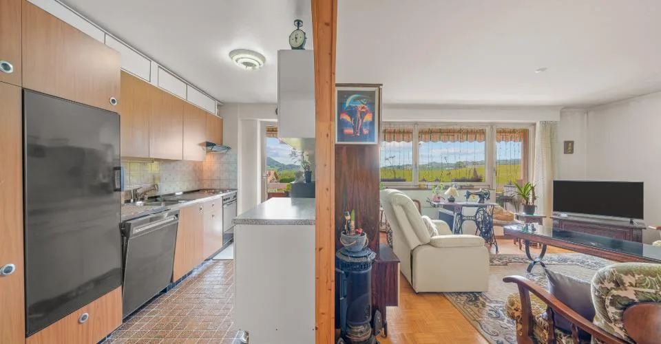 Charmant appartement de 4.5 pièces orienté sud-ouest avec vue dégagée - idéalement situé au centre de Forel – foto 2 di 20