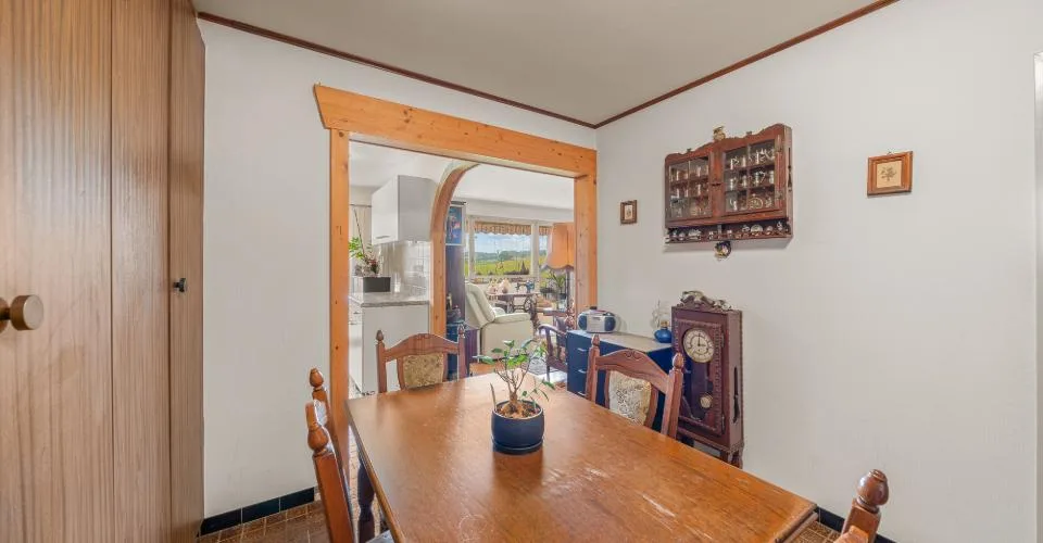 Charmant appartement de 4.5 pièces orienté sud-ouest avec vue dégagée - idéalement situé au centre de Forel – foto 4 di 20