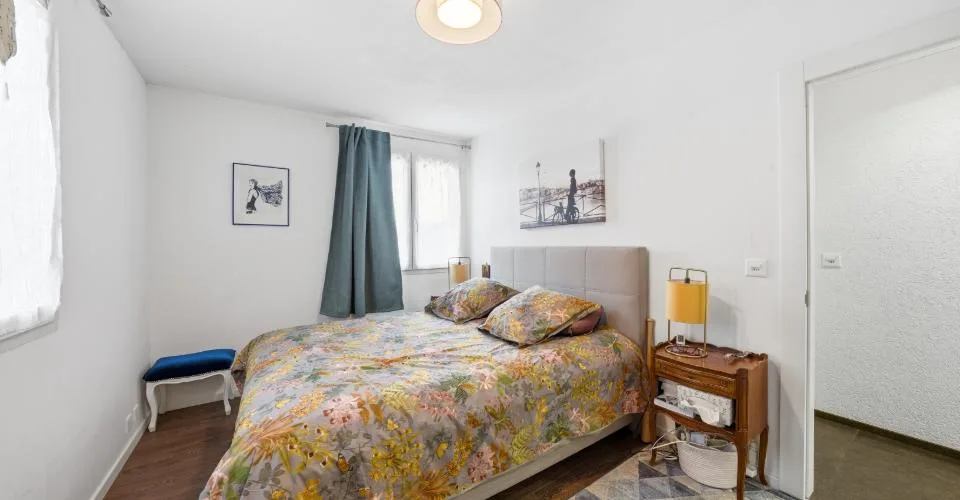 Lumineux et confortable appartement à 10 minutes des commodités – foto 6 di 8