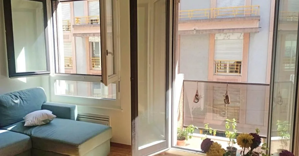 EAUX-VIVES - Appartement 4 pièces ?70 m² au 3e étage + Balcon – photo 5 sur 8