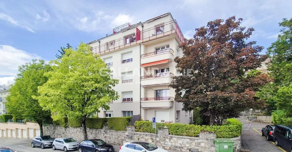 Place de parc extérieure. – photo 2 sur 3