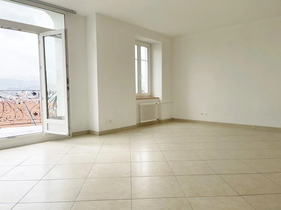 02249 - Appartement 4½ pièces - Sorbiers 21 - La Chaux-de-Fonds – foto 3 di 7
