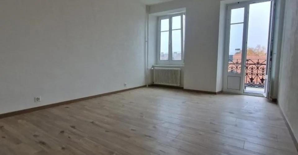 05567 - Appartement 4½ pièces - Sorbiers 23 - La Chaux-de-Fonds – photo 6 sur 11