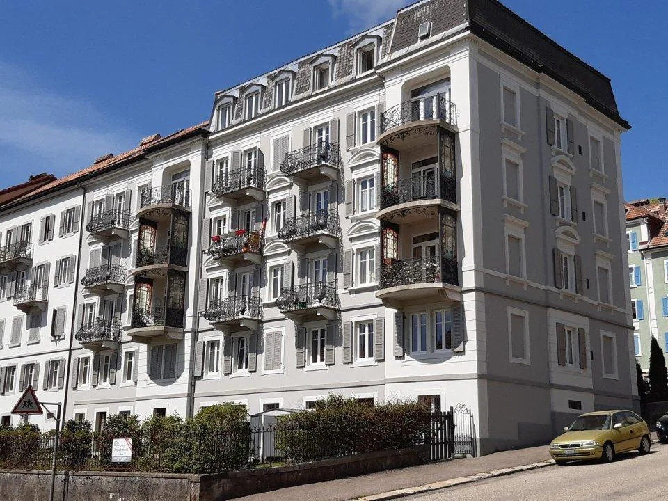 05567 - Appartement 4½ pièces - Sorbiers 23 - La Chaux-de-Fonds – photo 2 sur 11
