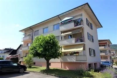 Appartement de 3 piÃ¨ces au 1er Ã©tage entiÃ¨rement rÃ©novÃ© – Foto 9 von 9