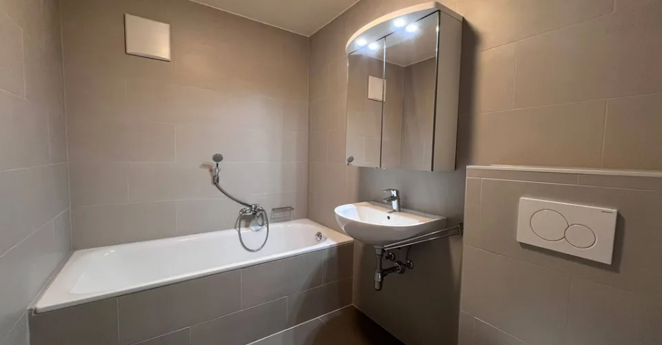 À louer - Bel appartement de 2.5pcs au 3ème – foto 12 di 14