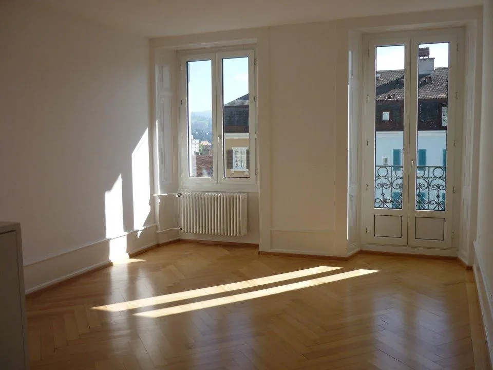 00200 - Wohnung 4 Zimmer - Doubs 115 - La Chaux-de-Fonds – Foto 3 von 12