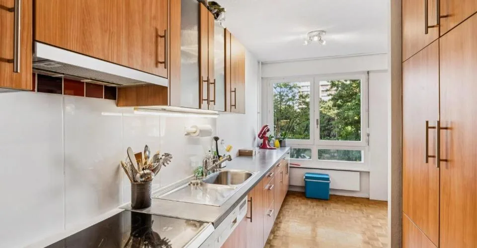 Exclusivité : Champel - appartement traversant, calme et recherché – Foto 2 von 13