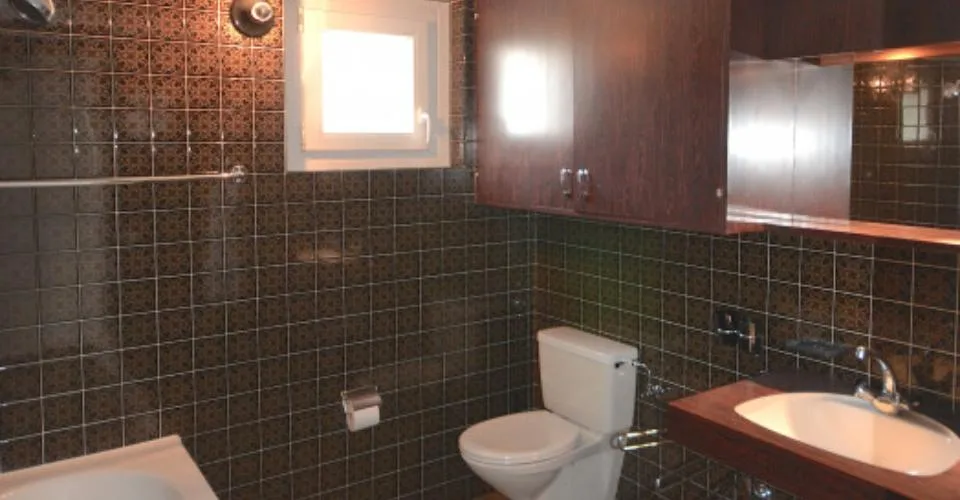 Hauterive - Appartement en attique avec vue sur le lac et les Alpes. – Foto 8 von 13