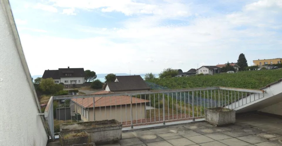 Hauterive - Appartement en attique avec vue sur le lac et les Alpes. – Foto 11 von 13