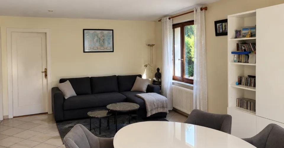 En exclusivité: Spacieux 4 pièces avec jardin – Foto 3 von 6